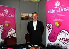 Joaquim Penas - Vale da Rosa from Portugal. Located in Ferreura do Alentejo, in the south of Portugal, they produce table grapes on 230 hectares. Vale da Rosa is connected to an international network of table grape producers through a partnership with Sun World USA.