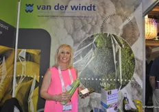 Nicola Selby from Van der Windt Packaging promotes the ElastiTag