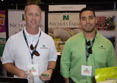 Joe Gray and Rudy Placencia from Nichols Farms handed out pistachio nuts.