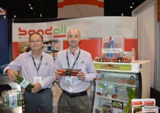 Paul Slipper and Dariusz Chmielinski with Banding Systems showing some of their banding options.