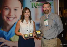 Erin Smith and Ron Conrad with Rainier Fruit Company, showing organic blueberries.