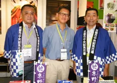 Takashi Uchida (middle), President & CEO of Kyoto Seika Godo, Japan with two reps of the Japanese wholesale market