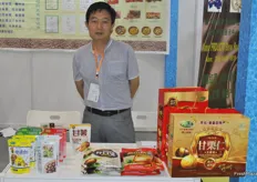 Yanshan Chestnut (Qin Huang Dao) Food Co., Ltd. produces chestnuts which the company exports to a number of countries including Australia. Present at China FVF is Wei Zhi Yong.