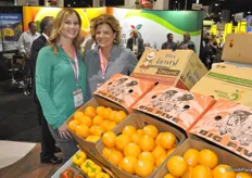 Bre Engel and Becky Wilson from Tom Lange proud of their first Organic citrus line and the Big Five brand (promoting citrus and other commodities from South Africa).