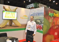 Gregory Lyons from Agrofresh promotest h RipeLock