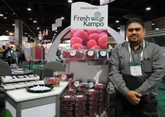 Eli Nuez from Fresh Kampo, soft fruits from Mexico