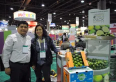 Leonardo Uazquez and Maritza Esther Robleto Sánchez from Tabasco Citrus Pack, Mexico