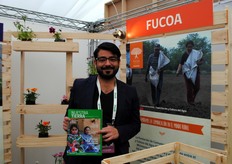 Alejandro Arias from Fucoa, La Fundación de Comunicaciones, Capacitación y Cultura del Agro. There were about 12 different organizations attending from the Ministry. Focoa was one of them.