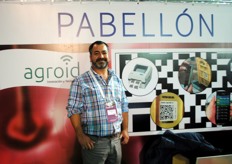 Gonzalo Escudero from Agroid, presenting their innovation - harvest control software.