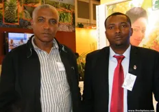 Berhanu Lodamo with Tedla, both from Ethiopian Horticulture Producer Exporters Association; EHPEA an organization with over 110 members engaged in the production and export of flowers, fruits, vegetables and herbs