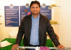 Manvesh Chechani of Kalya Exports (India), supplied 230 containers to the UK, Europe for season 2013. Kalya Exports have been supplying to Tesco, Sainsbury, Aldi and Morrisons in the UK.