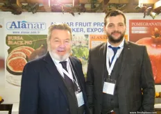 Yavuz Taner of Alanar (Turkey) with a colleague was present as well; cherry, apricot, black fig, pomegranate, nectarine, plum, and apple are the main items to produce and export.