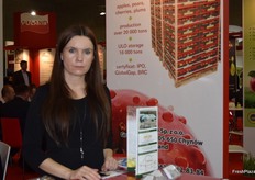 Justine Gostkowsko for SunSad, displaying the most recent development for the company, dried apples.