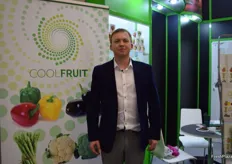 Sales Director for Cool Fruit Sp. z.o.o, Andrzej Mierzejewski showcasing their range of fruits and vegetables.