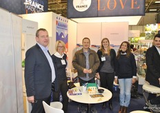 The team of Albafruit with customers