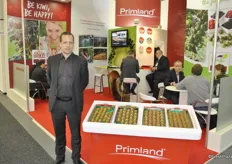Jean-Baptiste Pinel from Prim’Land promoting the Oscar kiwi brand