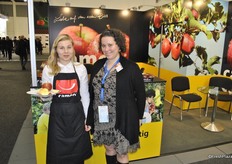 Fiona Davidson promoting Cameo apples, a sweet, juicy and crunchy apple