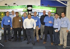 The full team of Cravo with their worldwide representatives