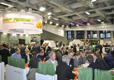 The booth of Maf Roda very busy as usual