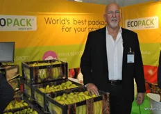 Yosi Heyman from Ecopack , thee company developed a complete new way of packaging. After carton and plastic, they developed a new packaging which is better for nature and cost effective. The packaging is now also available for bananas