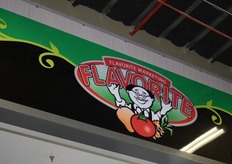 Flavorite Marketing (Store 81, 83 and 85) is a wholesaler of asparagus, tomatoes (hydroponic), capsicum, cucumbers, herbs, and pineapples.