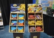 Fresh Solutions Network's Side Delights merchandiser that contains seasonal sales promotions. The merchandise header card is interchangeable, making it multi-functional.