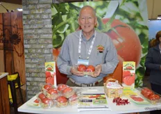 Michael Ryshouwer with Bejo Seeds showing the company's Tasti-Lee tomatoes.