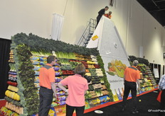 Peak of the Market had a unique game. Visitors could drop the disc and they could get a chance to win prize or in some cases the Peak of the Market had to make a donation to a charity.