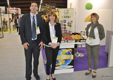 Victor Laurent, Nathalie Casal and Stephanie Bruno Massarini from Distrimex.