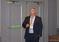 Mike Parr from Perishable Movements explained how his company can offer a door to door service for importers.