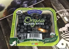 Naturipe's compostable organic top sealed pack for blueberries.
