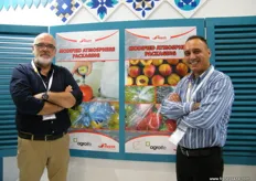 General Manager Fuat Koparipek with Sales Manager, Levent Cakmak of Aypek (Turkey); Aypek is currently working in the development of antimicrobial modified bags, as well as in a new type of modified-atmosphere packaging with a multi-layered material.