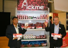 "Marketing Director David Levin of Sam Agritech (r); the company first introduced "Pickme" pomegranate arils and now, they also offer Pickme coconut chunks and figs."