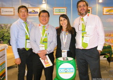 The Locate & Grow team with their CEO, Enrique Barcelli (right); their produce is grown in Peru, Chile, Argentina and Uruguay; products are grapes, apples, pears, citrus, cherries, blueberries, kiwifruit, avocado and asparagus.