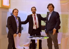 Carlos Stabile and Matias Noti of Cerezas Argentinas having a meeting with Ruy Barbosa from North Bay Produce.