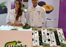 Adriana Aguilar Pereda and Roberto Contreras Bustamante from Guakt, avocado exporter from Mexico.