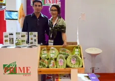 Javier Manrique and Nicté Manrique promoting bananas from exporter Prime Fruits. This Mexican exporter also produces avocados, pineapples, mangoes and papayas.