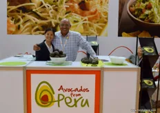 Judy Luu and Arturo Medina from Prohass, organization promoting Peruvian avocados.