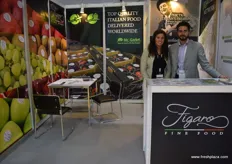 Erica Scarpellini and David Argento from Figaro, Italian exporter of grapes, apples and kiwis.