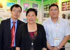 Zhang Yu Shuang, in the middle, is the CEO of FYK Xianfeng. She is accompanied by Francis, Sales Manager, and Mu Wen Liang, the Vice President.