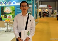 Oliver Wang of Guangxian Dongyuan Agricultural Product, a pear grower
