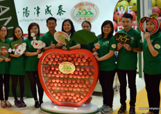 The team of Wang Shan and Shing Kee Lan Company. To the right is Catherine SW Chai, Sales & Marketing Director for Hong Kong