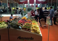 Colourful organic presentation from Almaverde bio. Organic is growing in Italy.