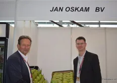 Kees Oskam and Erik Flux from Jan Oskam BV at their stand.