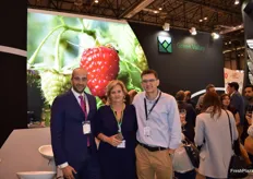 Stand of Green Valley with its manager Toñi Sánchez, commercial director Sergio Mato and technical director Francisco González, promoting their own variety, Kwanza.