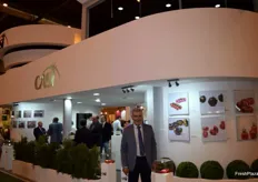Miguel Vargas, president of Casi, with a stand emulating the Gugenheim museum of New York.