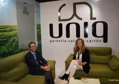 Juan Mendicote and Patricia, at the stand of Uniq.