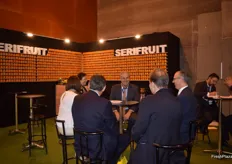 Vicente José Serisuelo, manager of Serifruit, Castellon-based firm devoted to the production, export and import of citrus, attending a customer at the stand.