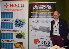 Maciej Chmielewski from Polish distributor Milbor, represented WECO and A&B Lakewood at the event.