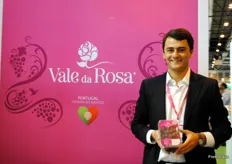 José Maria Santa Bárbara, of Vale da Rosa, in Portugal. The company is known for its seedless grapes.